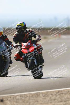 media/Sep-20-2025-TrackDaz (Sat) [[27f0cde673]]/C Group/240pm (Turn 9)/